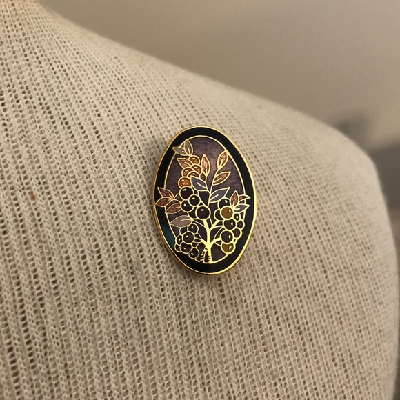 Vintage Cloisonné Enamel Blueberry Pin Oval Shape - Picture 8 of 11